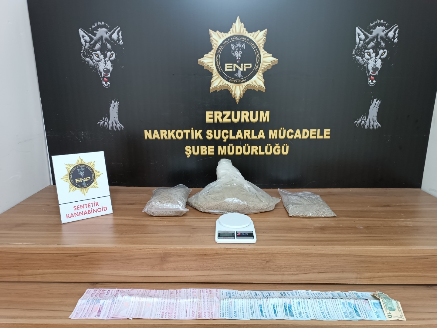 Erzurum'da uyuşturucu madde satıcılarına yönelik operasyon