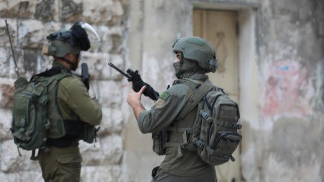İsrail, Doğu Kudüs'te 5'i çocuk 7 Filistinliyi gözaltına aldı