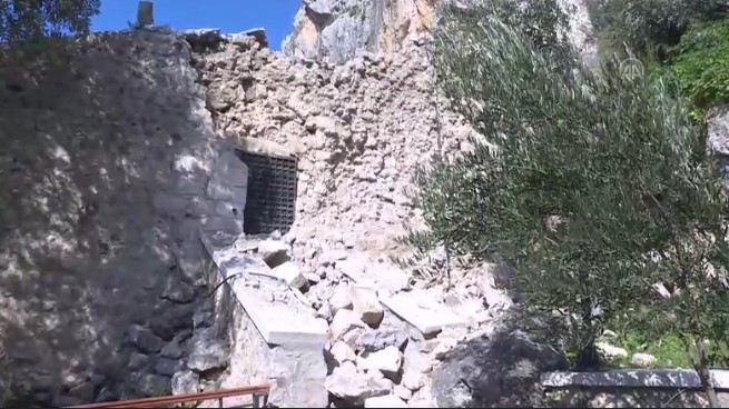 'Dünyanın ilk mağara kilisesi' depremden etkilenmedi