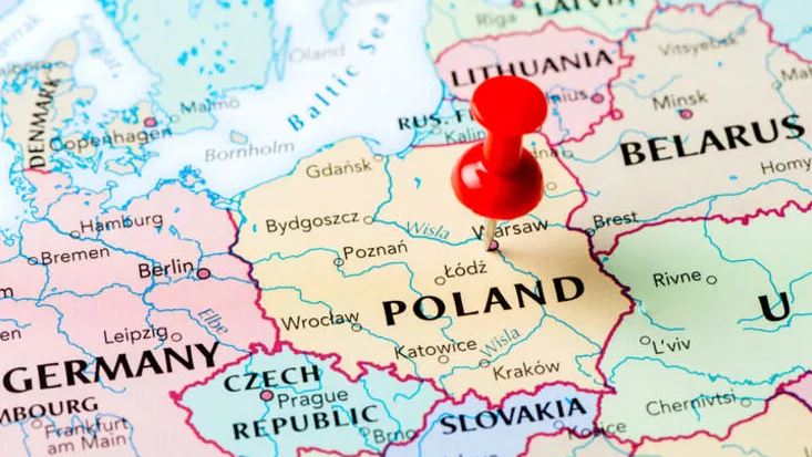 Polonya'da Belaruslu yük taşıyıcılarına giriş yasağı