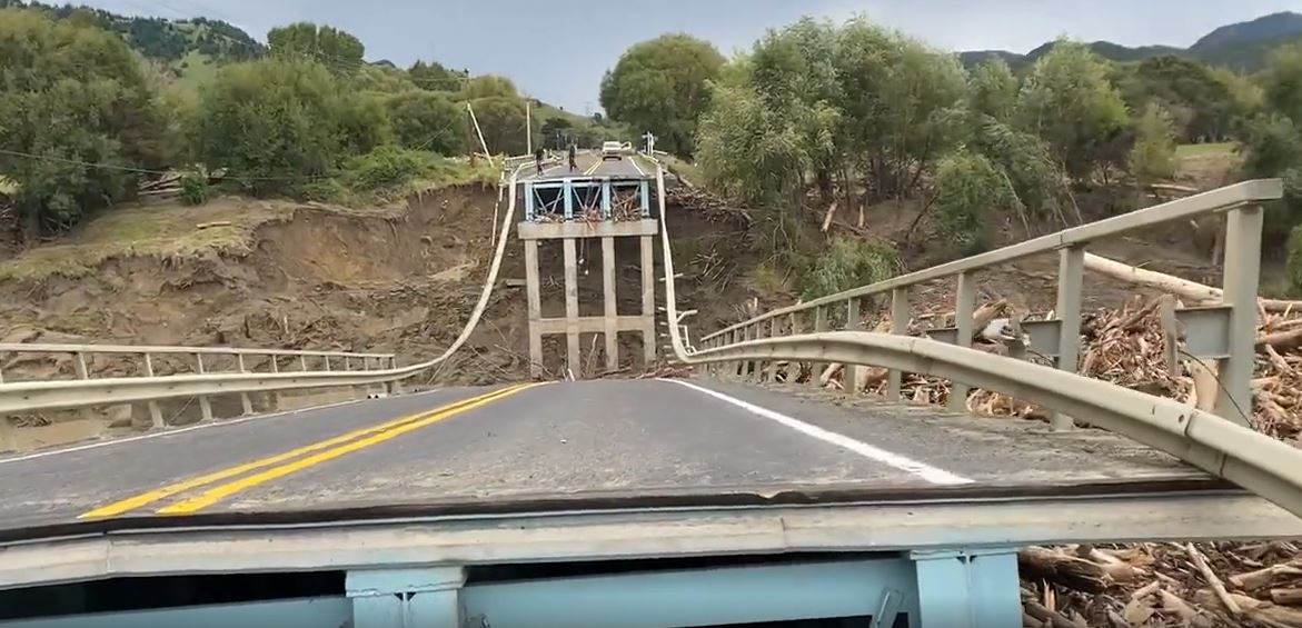 Gabrielle Kasırgası yerle bir etti. 2 bin 200 kişi kayıp