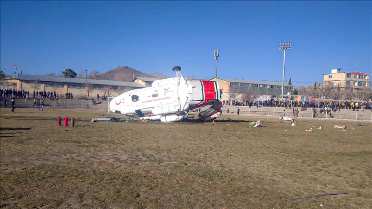 İran'da Spor Bakanı'nı taşıyan helikopter düştü