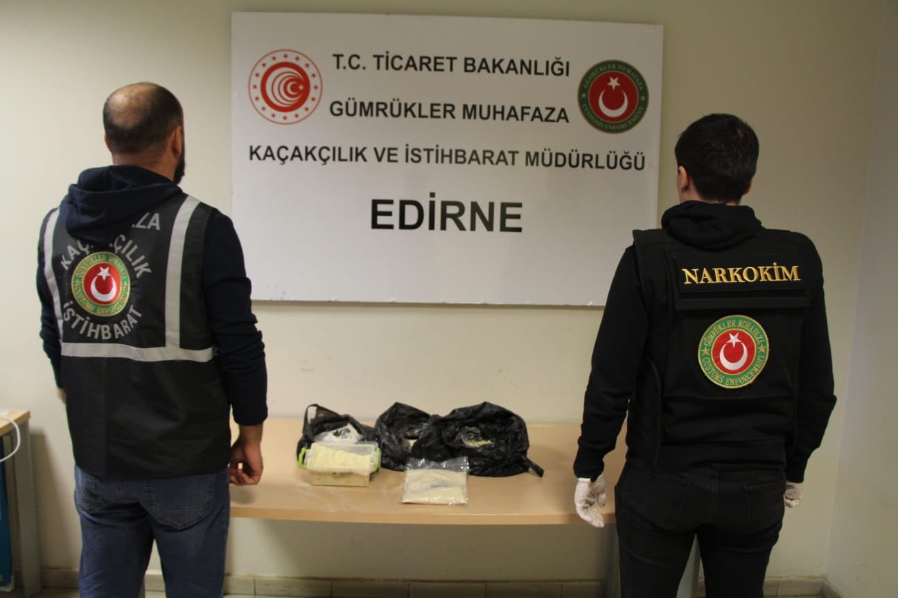 Edirne'de uyuşturucu operasyonu: 22 şüpheli yakalandı
