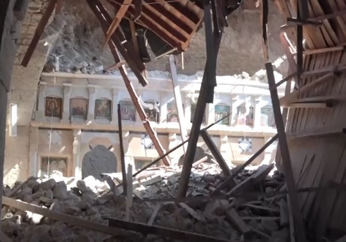 Hatay’da 659 yıllık tarihi kilisenin bir kısmı yıkıldı