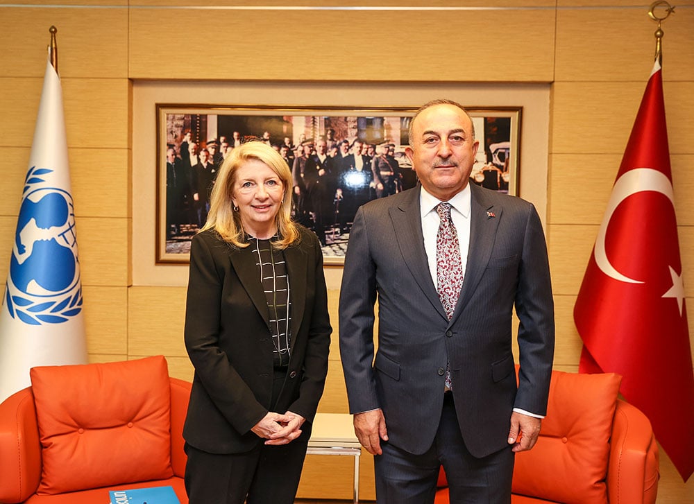 Çavuşoğlu, UNICEF İcra Direktörü Russell ile görüştü