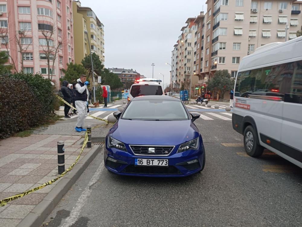 Büyükçekmece'de otomobilin içinde battaniyeye sarılı ceset bulundu