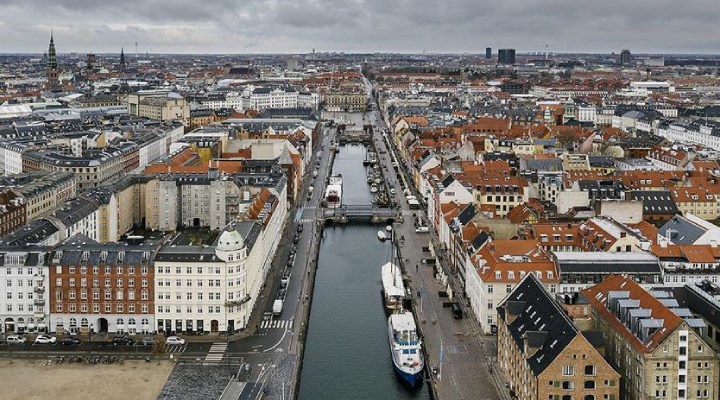 Danimarka, tasarruf için dini bayramı resmi tatil olmaktan çıkardı
