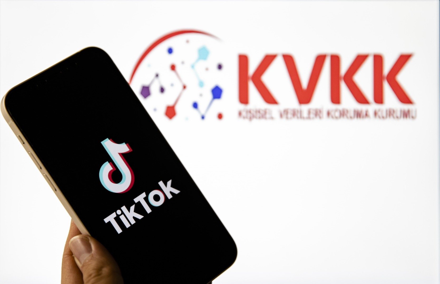 KVKK'dan TikTok'a 1 milyon 750 bin lira para cezası