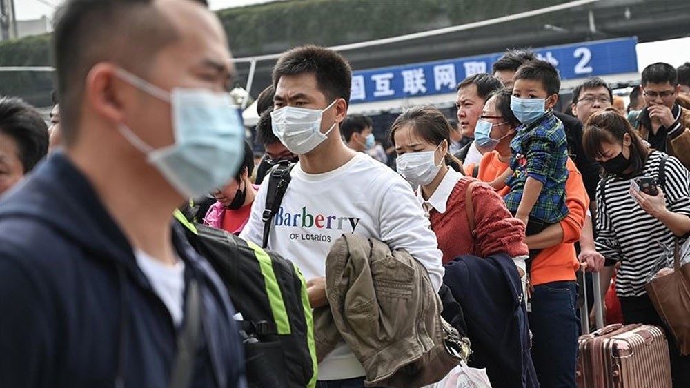 Hong Kong'da maske zorunluluğu 945 gün sonra kaldırıldı