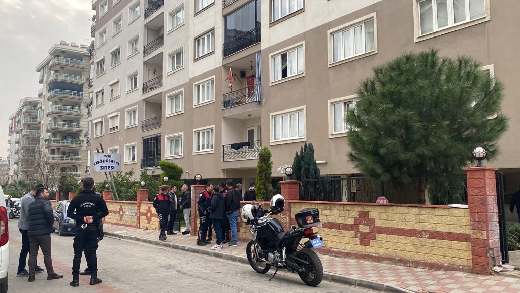 Aydın'da 55 yaşındaki kadın evinde ölü bulundu   