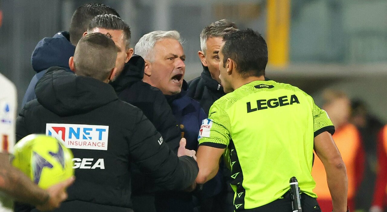 Mourinho Roma Lazio derbisinde rezalet çıkardı