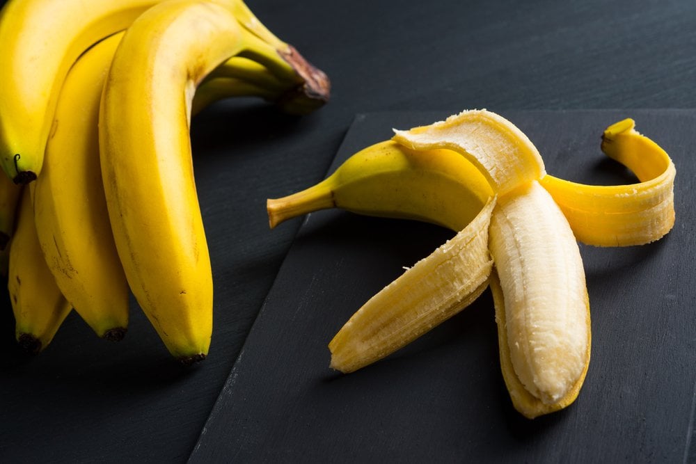 Банан. Спелый банан. Банан фото. Красивый банан.