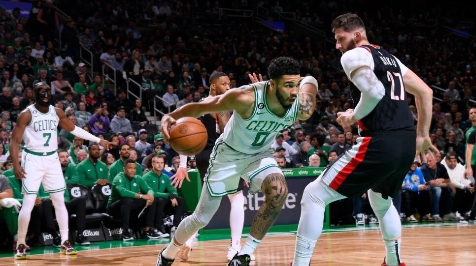 Celtics Blazers'i farklı mağlup etti