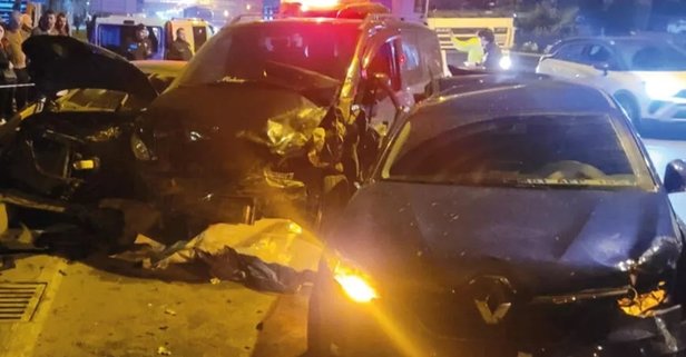 Trabzon'da feci kaza. 5 araç birbirine girdi. 1 kişi öldü, 4 kişi yaralandı