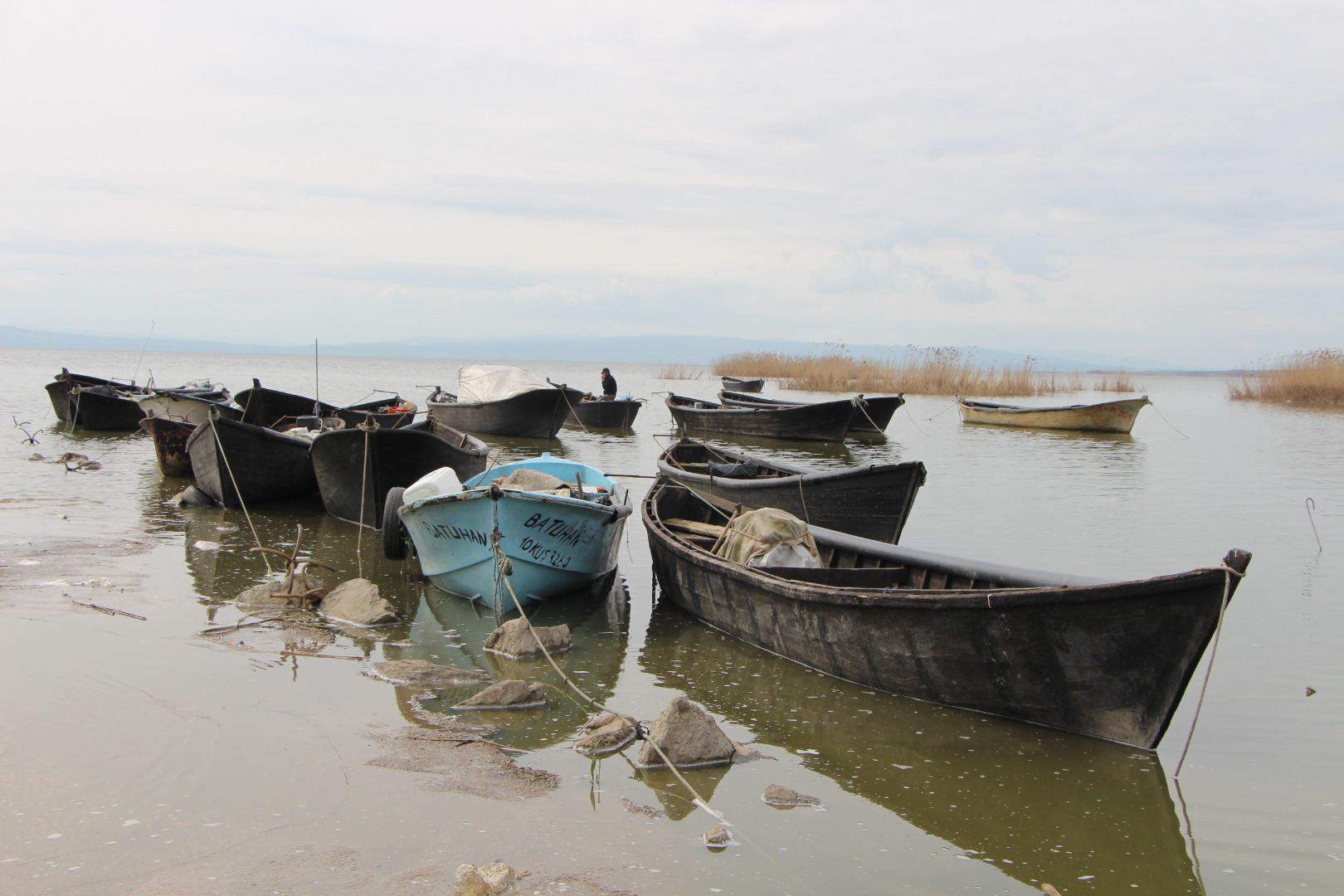 Manyas Kuş Gölü'ndeki kuraklık balıkçıları olumsuz etkiledi