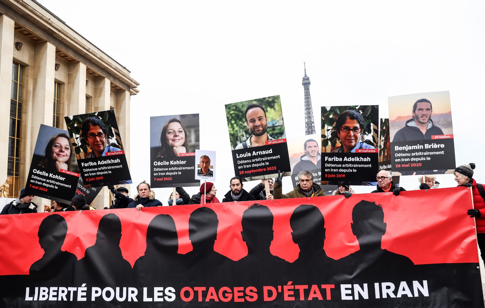 Fransa, İran’ı Viyana Sözleşmesi'ni ihlal etmekle suçladı   