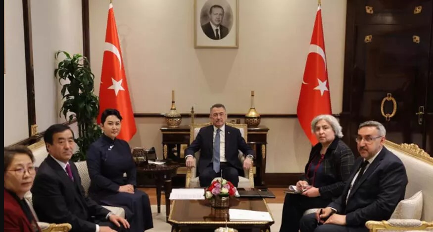 Cumhurbaşkanı Yardımcısı Oktay Moğolistan Dışişleri Bakanı Battsetseg'i kabul etti