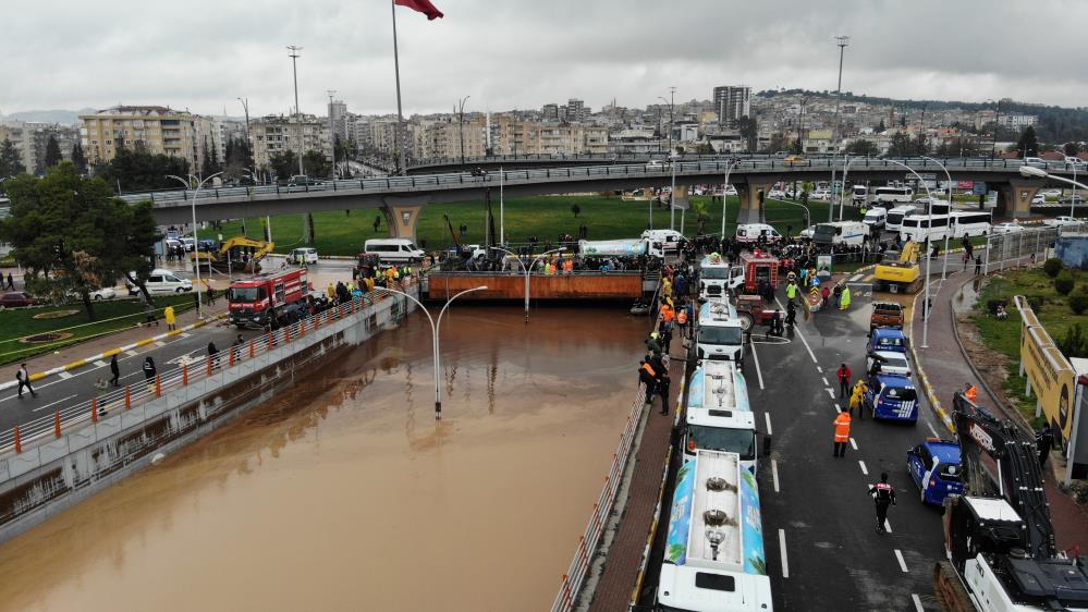 Sel altında kalan Şanlıurfa havadan görüntülendi