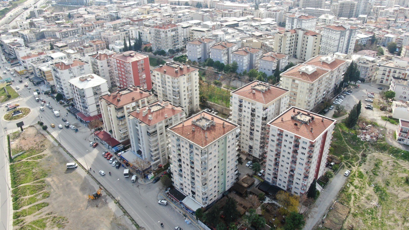 İzmir'de konut satışları yüzde 9,8 azaldı  