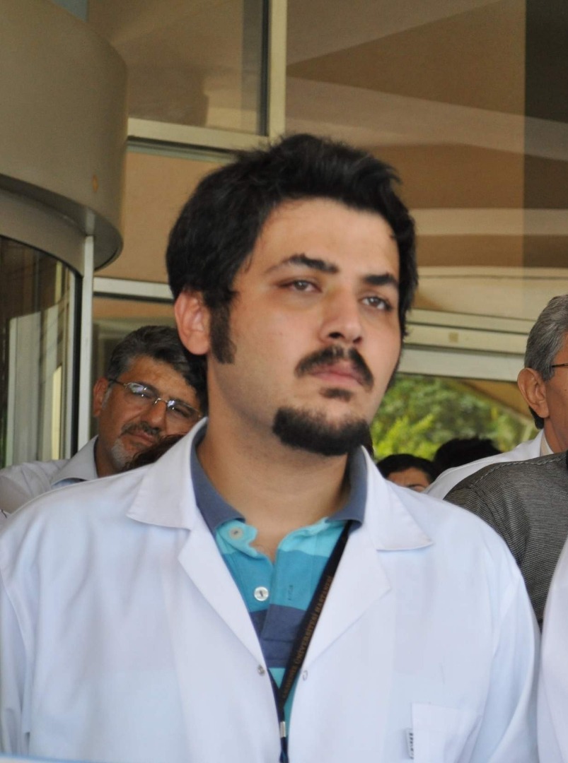 Hastadan 200 bin lira bıçak parası alan doktor tutuklandı