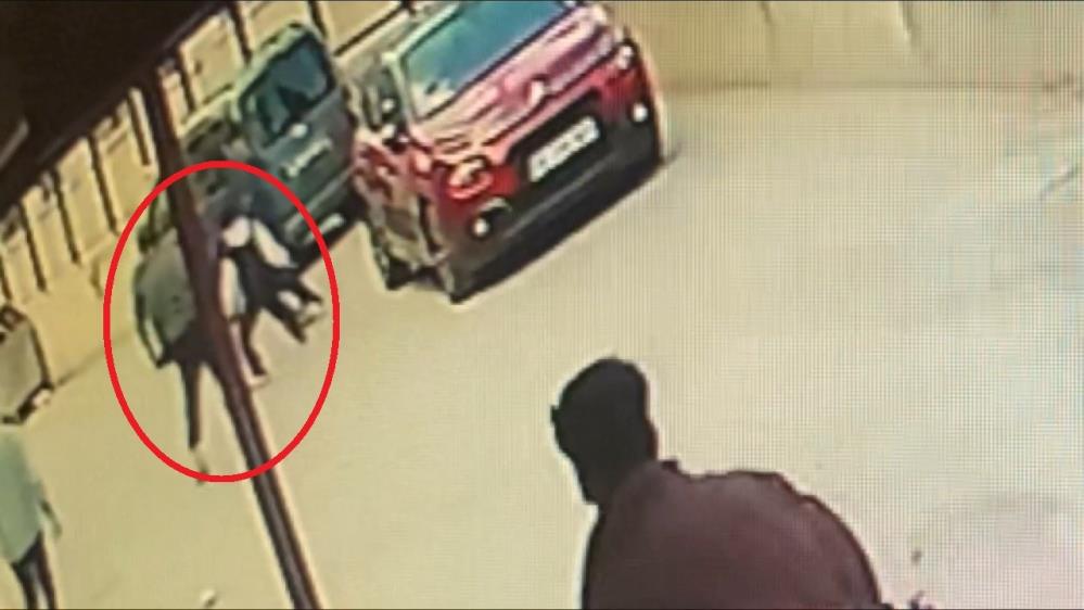 12 yaşındaki ortaokul öğrencisi, arkadaşını bıçakladı