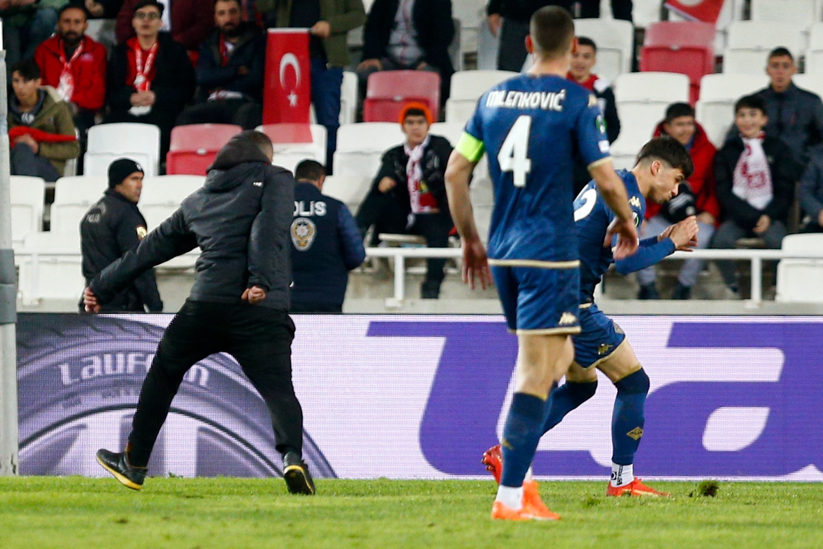 Sivasspor'a UEFA soruşturması! Çok ağır ceza geliyor