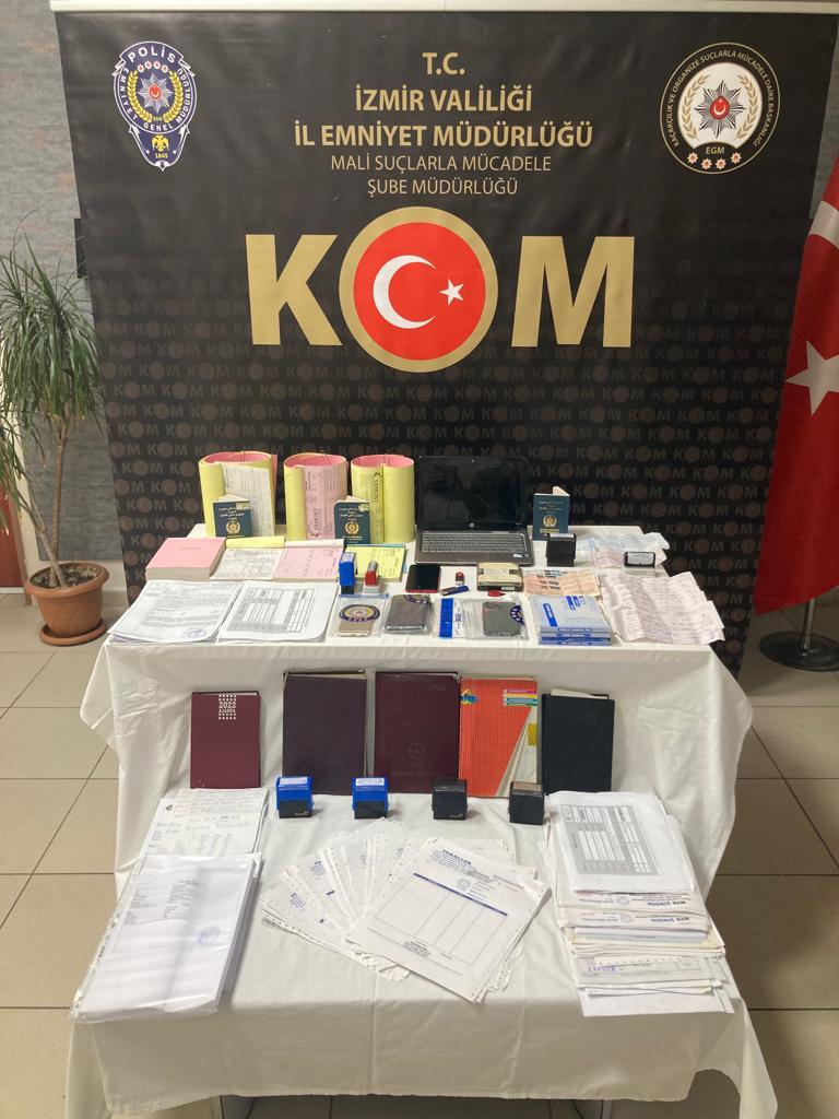 İzmir'deki sahte fatura operasyonu: 3 kişi yakalandı