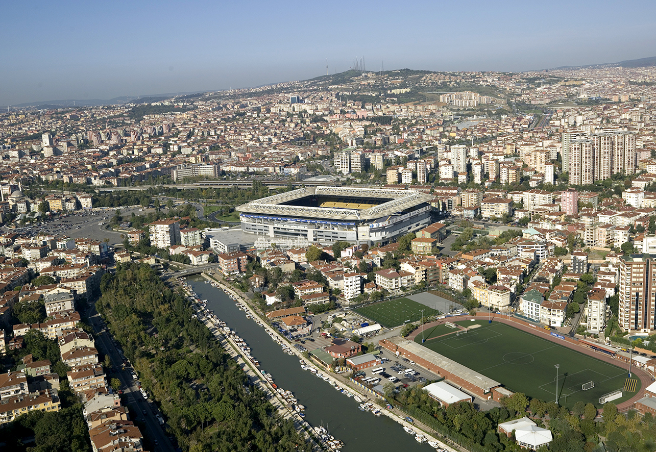 'Şükrü Saraoğlu Stadı depreme dayanıksız' haberlerine Fenerbahçe'den yanıt geldi