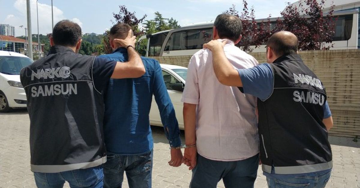 Samsun'da iki kişi uyuşturucu ticaretinden tutuklandı