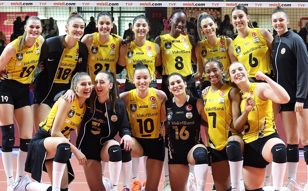 Vakıfbank Türk Hava Yolları'na set vermedi