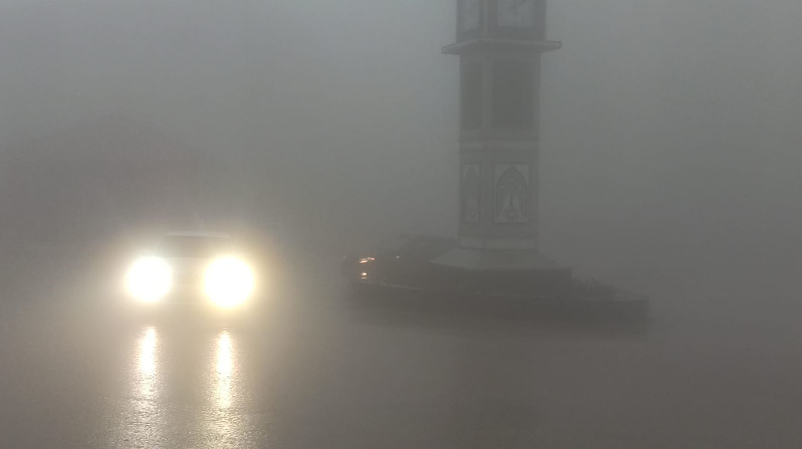 Şırnak'ta yoğun sis trafiği olumsuz etkiledi