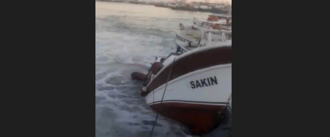 Feribotun balıkçı teknesini batırdı