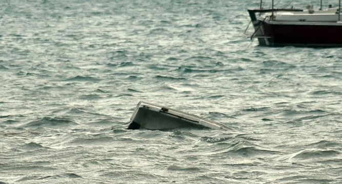 Karayipler'de tekne alabora oldu
