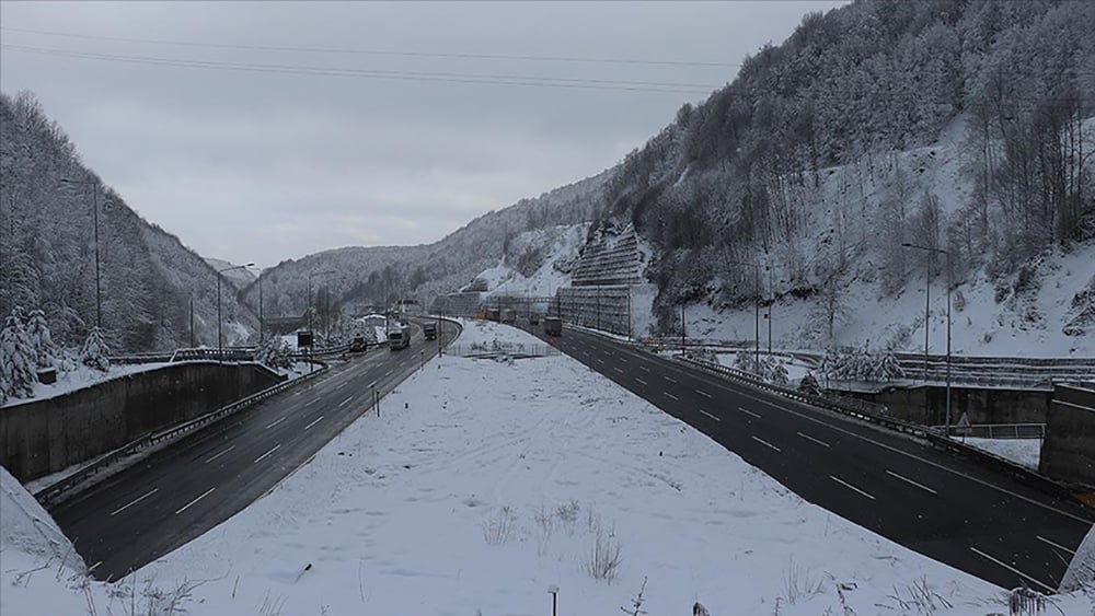 Sürücüler dikkat! Bolu Dağı'nda kar engeli