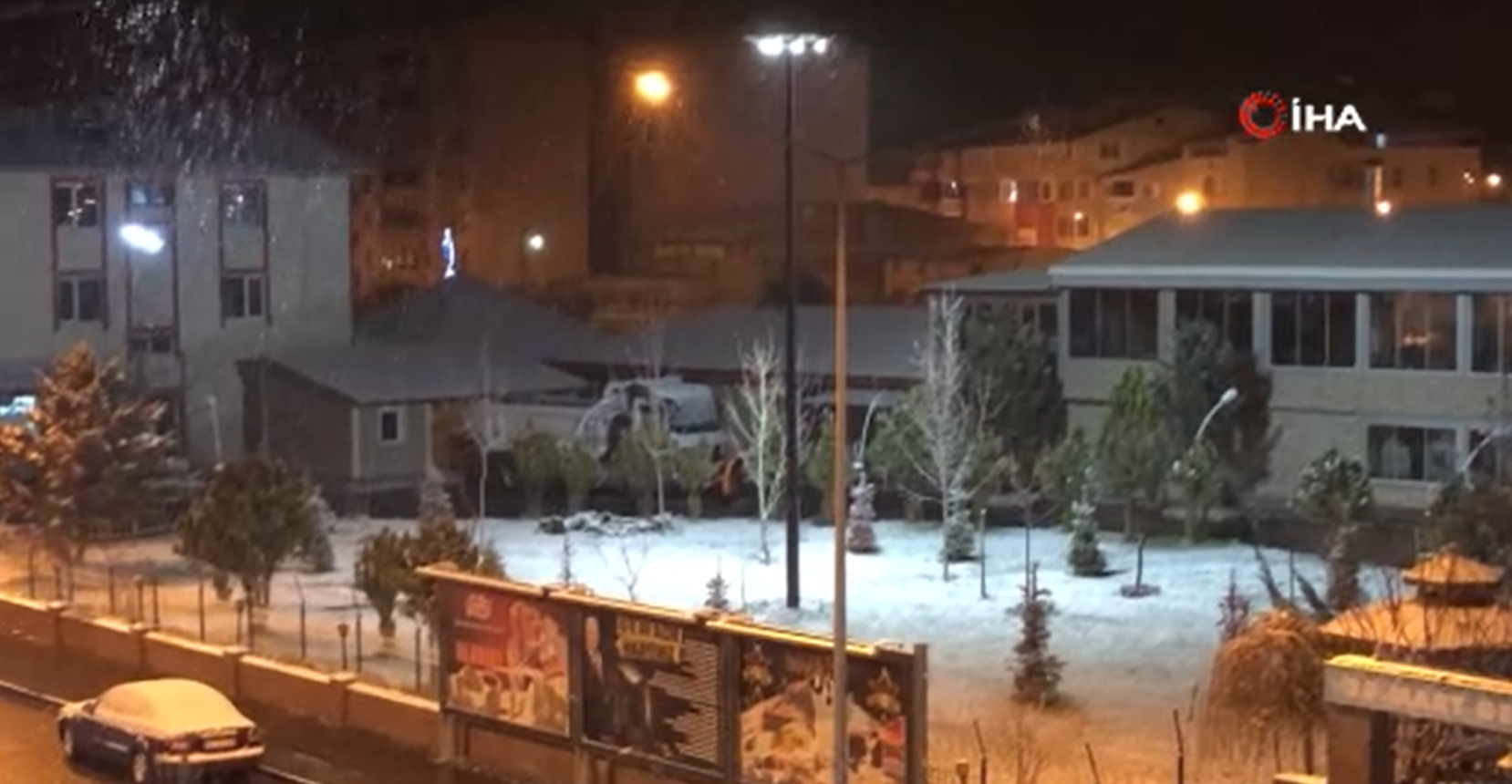 Erzurum’da kar kalınlığı 40 santimetreye ulaştı: Köy yolları ulaşıma kapandı