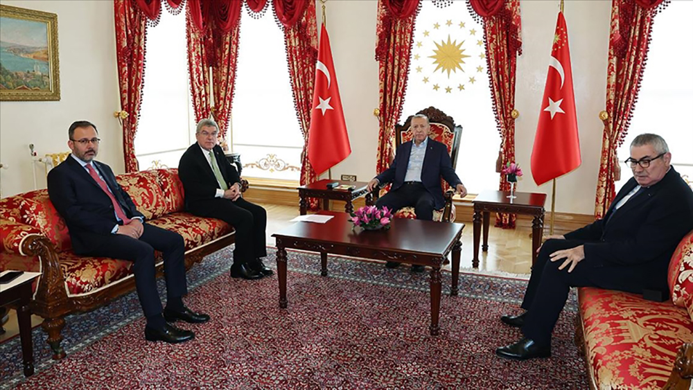 Erdoğan, Uluslararası Olimpiyat Komitesi Başkanı Thomas Bach'ı kabul etti
