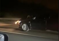 Kaçırılan oğlu için kilometrelerce kaput üstünde yol gitti