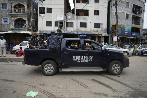Nijerya'da bir dizi saldırıda en az on iki kişi öldü