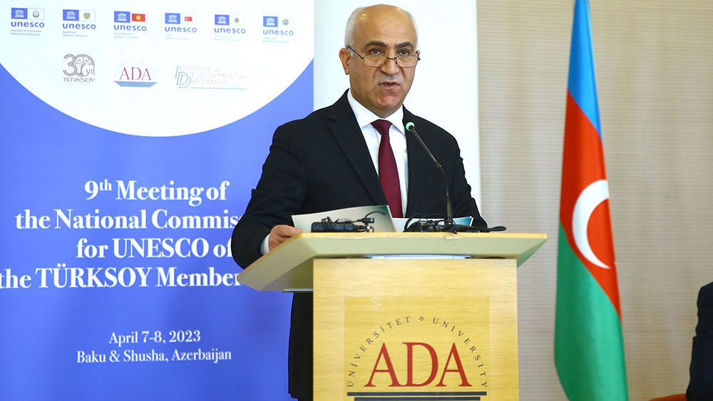 UNESCO'daki Türk devletlerinin başkanlığı Azerbaycan'a devredildi