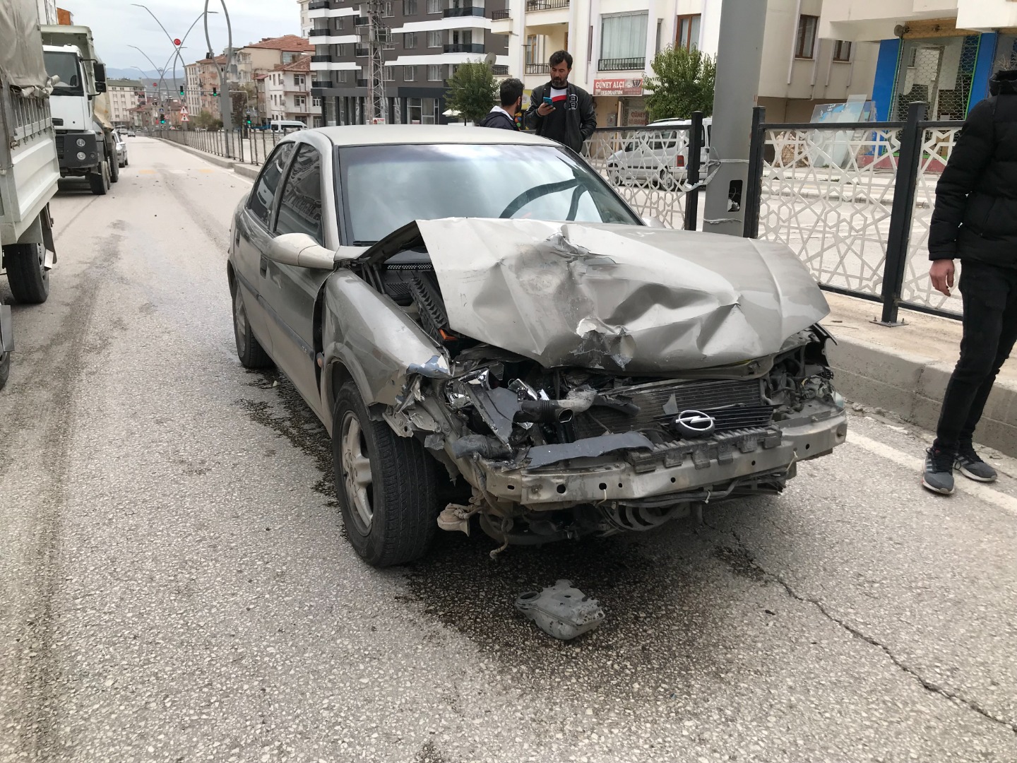 Elazığ’da iki otomobil çarpıştı: 1 yaralı