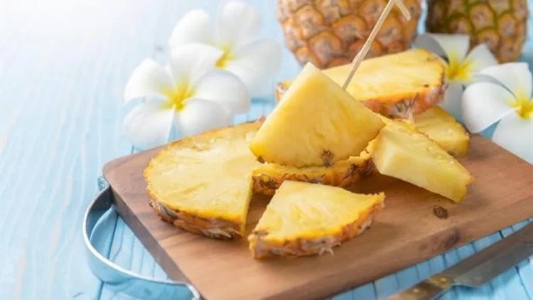 Ananas kabukları nasıra iyi geliyor