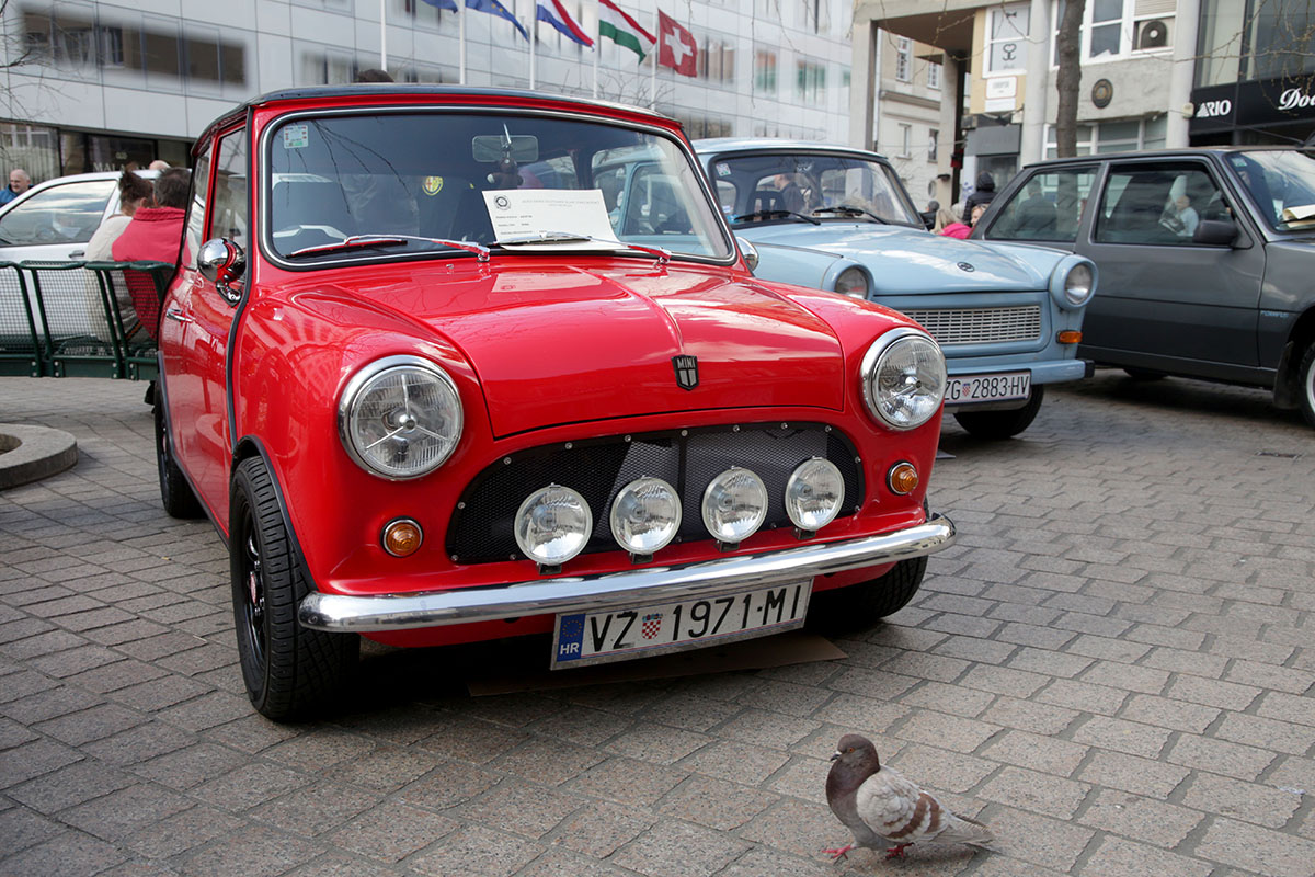 Klasik otomobil meraklıları Zagreb'de bir araya geldi