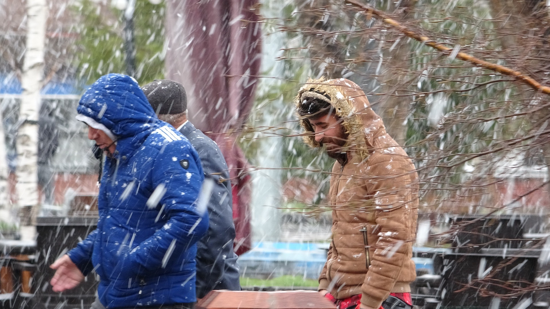 Ardahan'a kış geri geldi: Kar yağdı