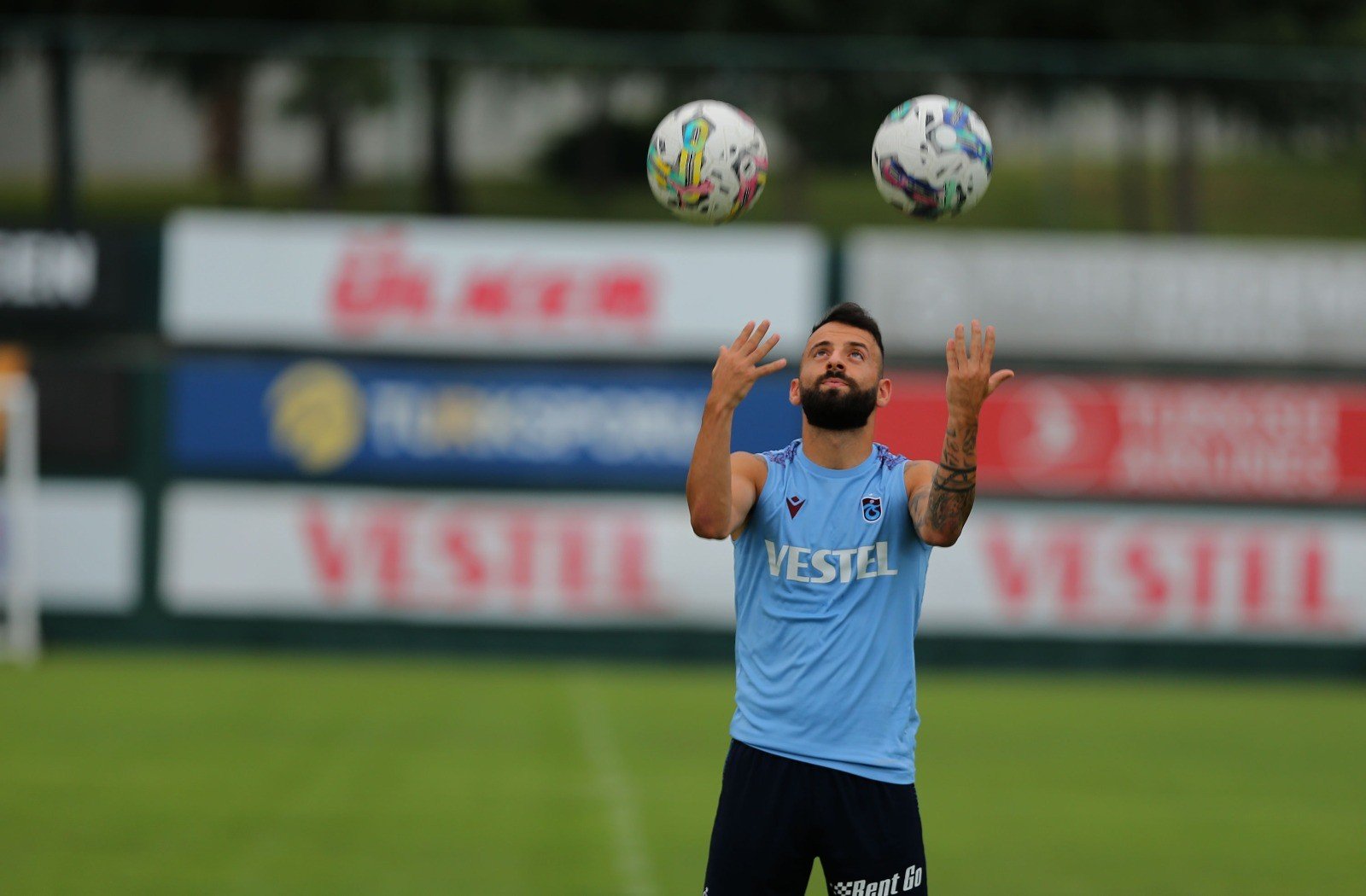 Trabzonspor'da sürpriz gelişme. Siopis'e talip çıktı