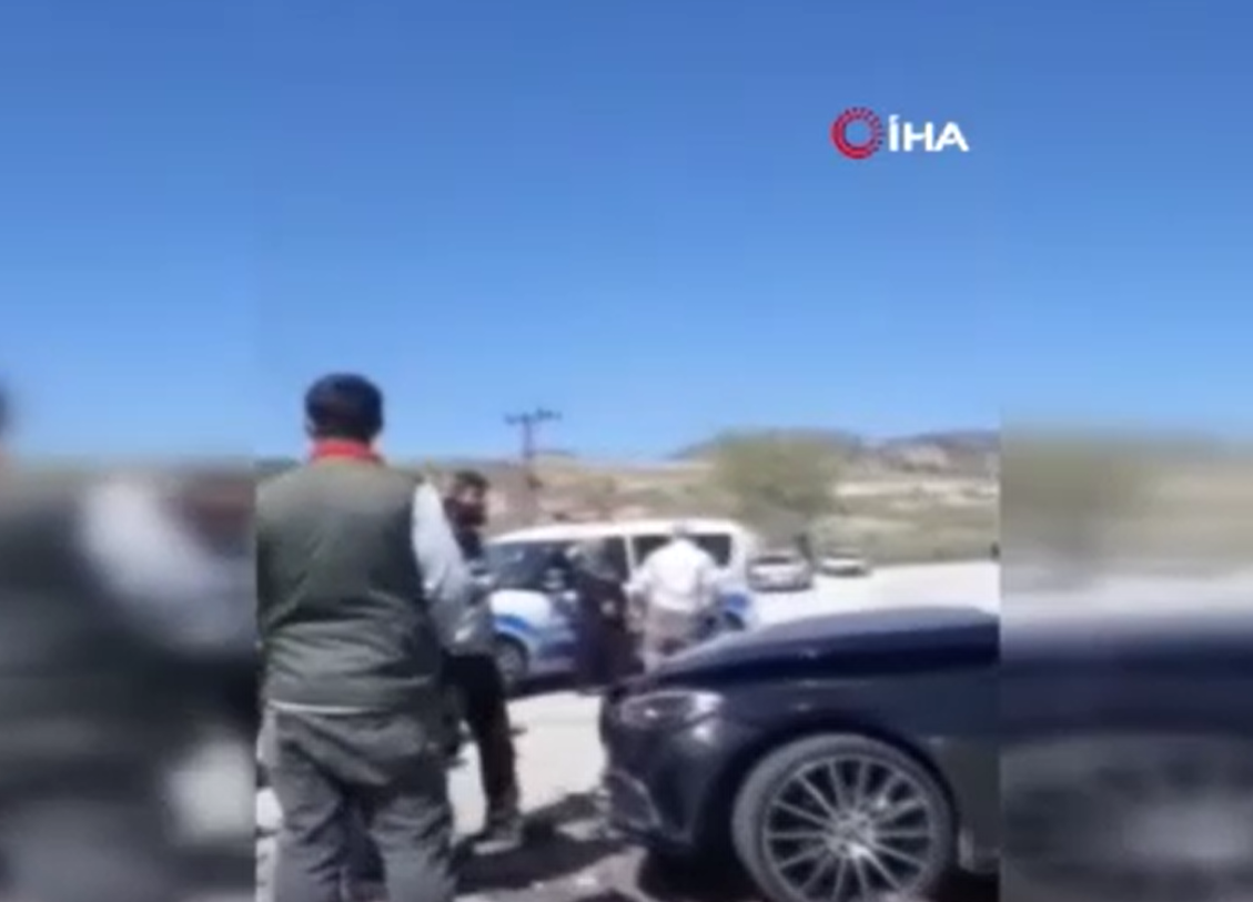 Amasya'da iki araç kafa kafaya çarpıştı: 7 yaralı