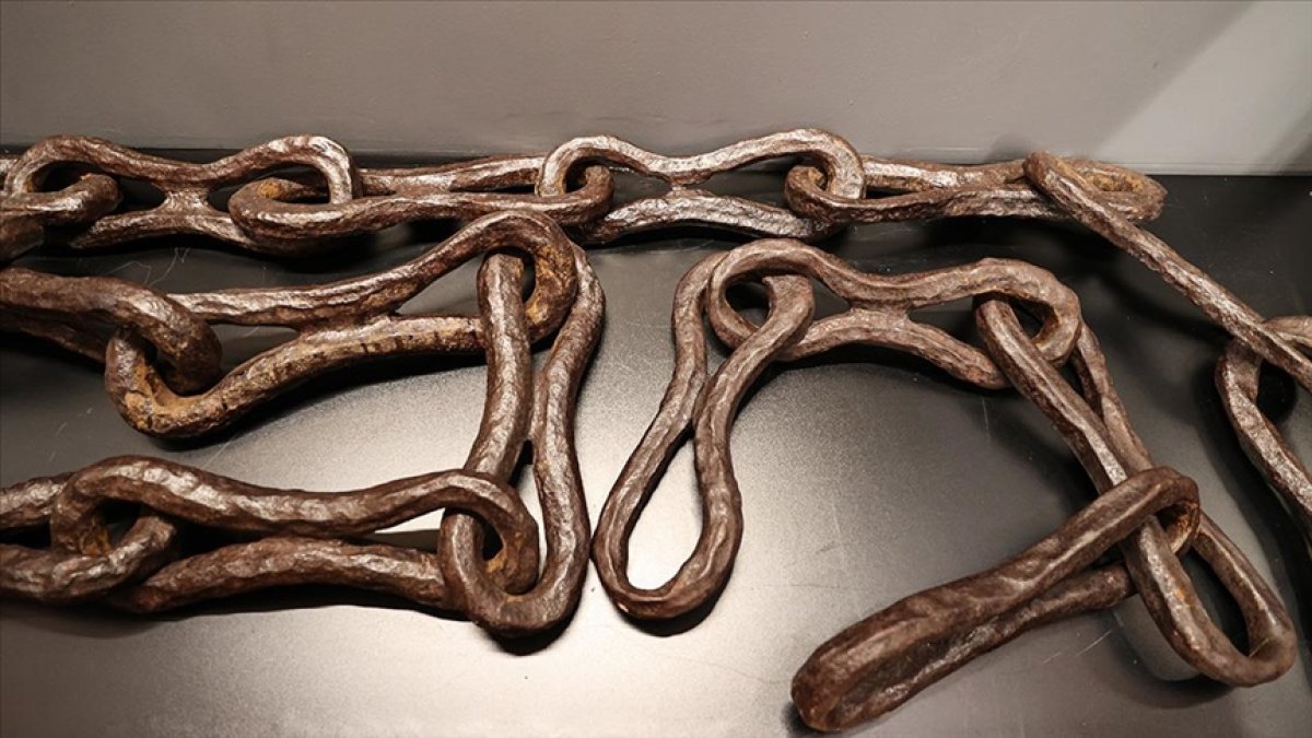 İstanbul’un fethini engellemek için kullanılan zincirler sergileniyor