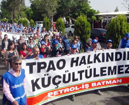 TPAO işçileri Batman’da özelleştirmeye karşı yürüdü
