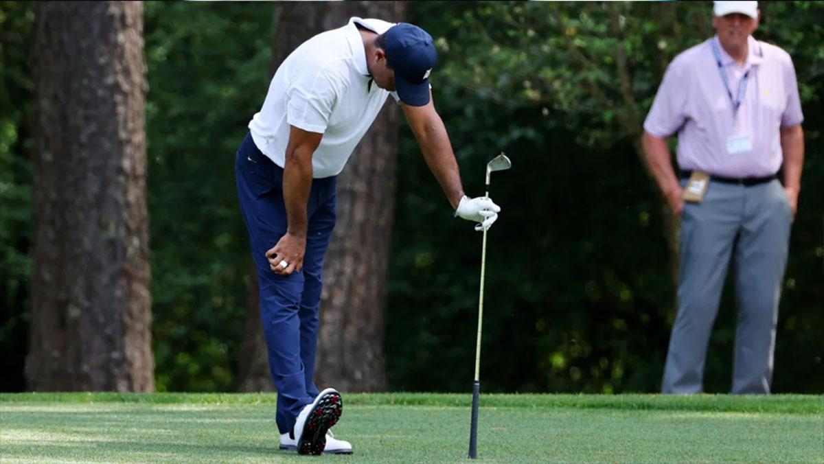 Golfün efsane ismi Tiger Woods ameliyat oldu