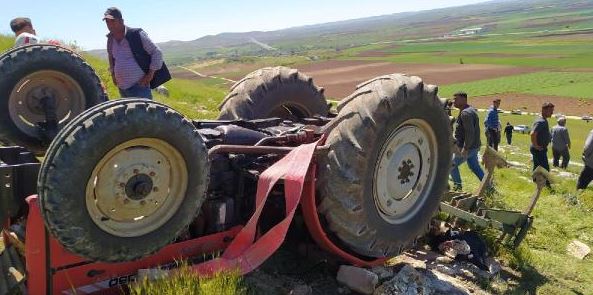 Şanlıurfa'da traktörün devrildiği kazada 1 kişi öldü, 1 kişi yaralandı