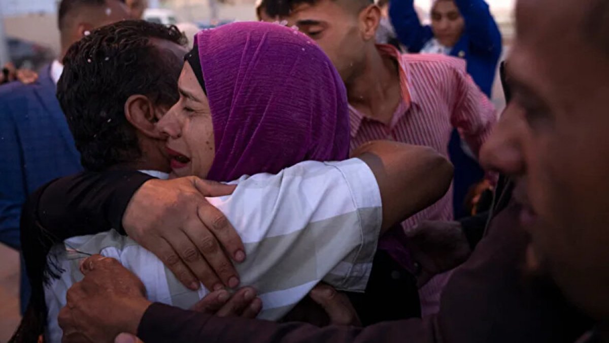 Sudan'dan tahliye edilen Filistinlilerin tamamı Gazze'ye ulaştı